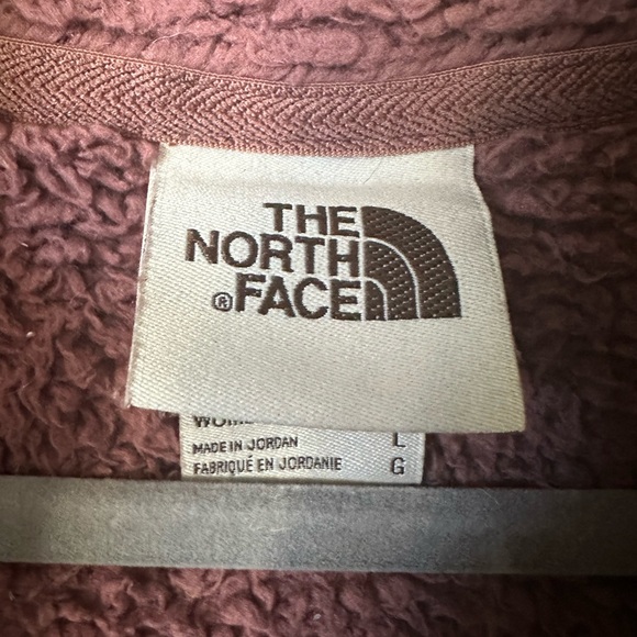 The North Face Women's Campshire Pullover Hoodie 2.0. Large. - Picture 16 of 16